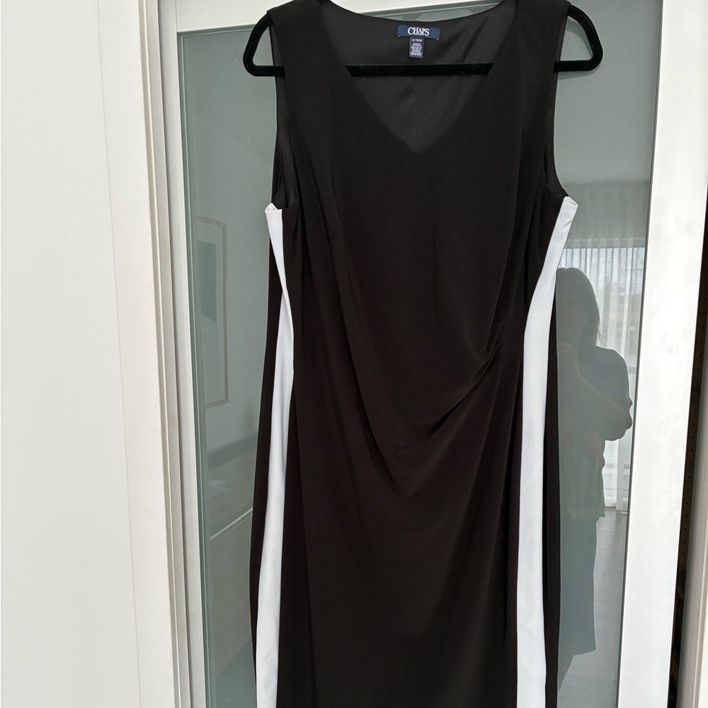 Knee High Black and White sleveless dress by Chaps XL